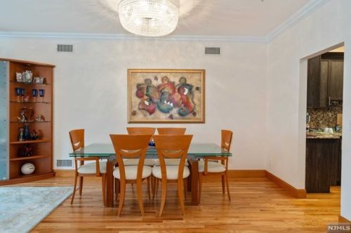 134 Demarest Ln, Montvale NJ  07645-2341 exterior