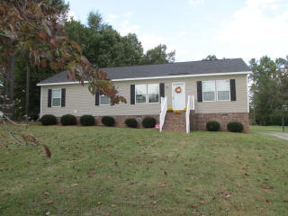 4962 Western Hills Rd, Nashville, NC 27856-8727