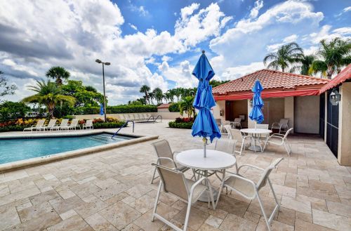 23313 Water Cir, Boca Raton FL  33486-8539 exterior