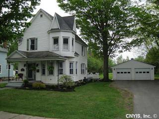 27 Hungerford Ave, Smithville, NY 13605-1104