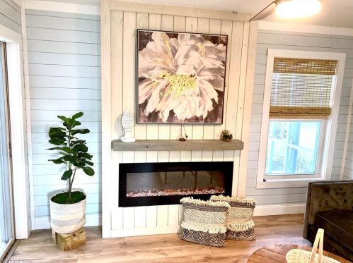 1011 4th Pl, Cape Coral FL  33990-1521 exterior