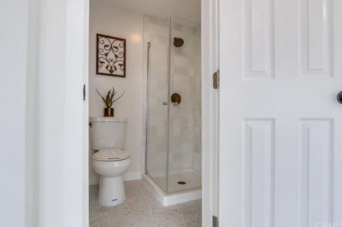 325 Cherry St, Brea CA  92821-6526 exterior