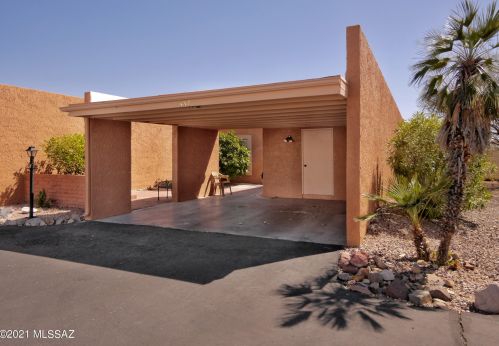 484 San Ignacio, Green Valley, AZ 85614-3935
