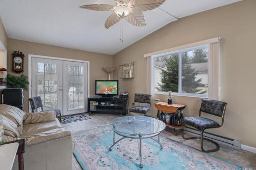 36 Nottingham Gate Rd, Rock Hill NY  12775-6505 exterior