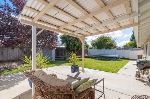 1902 Tulipwood Dr, Lake Nacimiento CA  93446-4467 exterior