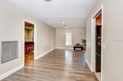 820 Boundary Ave, Deland FL 32720-3130 exterior