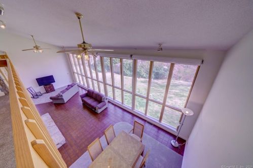 5 Bramble Bush Dr, Niantic CT  06357-1802 exterior