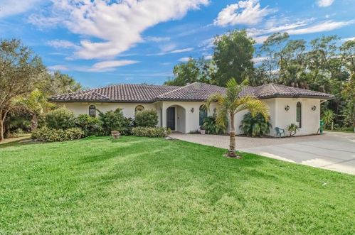 4116 15th Ave, Naples, FL 34116-5238
