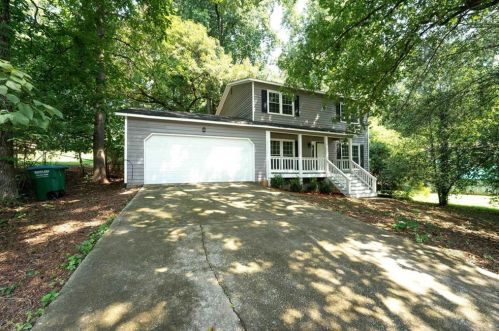 5105 Carole Pl, Stone Mountain, GA 30087-4242