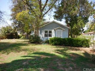 5873 Grand Ave, Riverside, CA 92504-1327