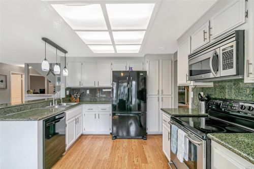 166 Buttercup Cir, Vacaville CA  95687-7319 exterior