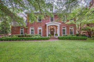 135 Sturbridge Dr, Franklin, TN 37064-3293