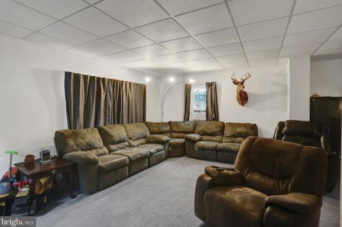 609 Pottsville St, Lykens PA  17048-1630 exterior