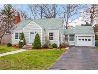 96 Lockwood St, Manchester, CT 06042-2949