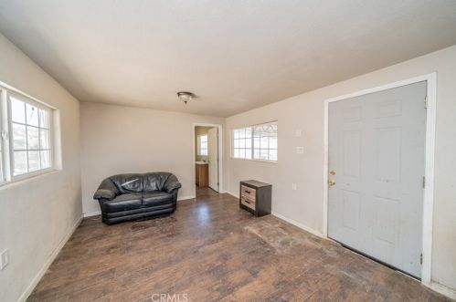 25050 El Toro Rd, Perris CA  92570-9156 exterior