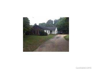 5807 Falstaff Dr, Charlotte, NC 28227-2506