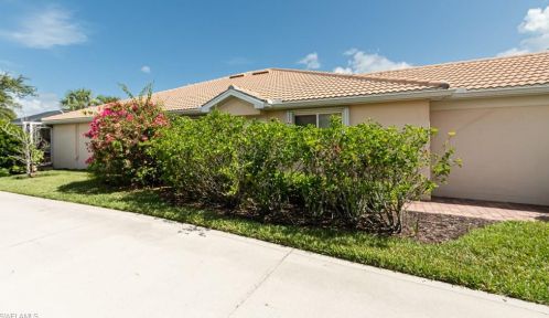 8690 Erice Ct, Naples, FL 34114-2714