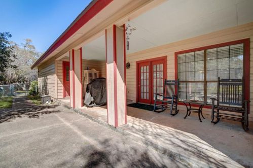 438 Starview Ln, Georgetown TX 78628-3832 exterior