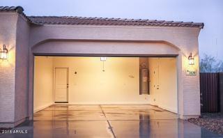 7420 Wolf St, Phoenix, AZ 85033-1430