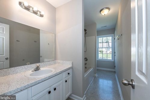 7216 Hearthside Trl, Fredericksburg VA  22407-7478 exterior