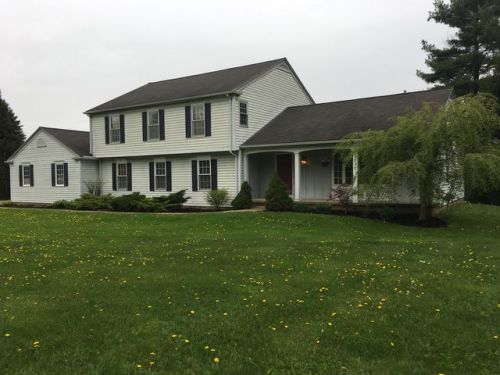 13585 Fox Den, Russell Township, OH 44072