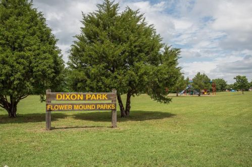 6109 Gateridge Dr, Lewisville TX  75028-2396 exterior