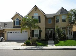 4633 Cornell Ave, Fresno, CA 93703-1606