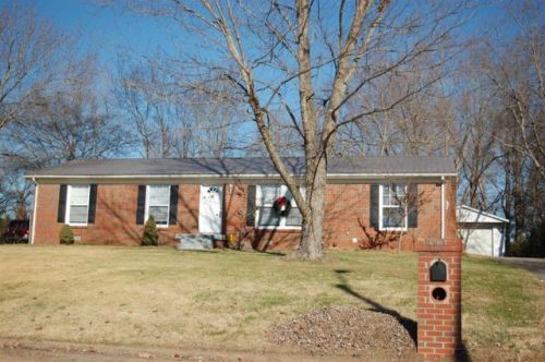 213 Orchard Rd, Clarksville, TN 37042-5338