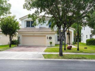 2538 159th Ave, Hollywood, FL 33027-4283