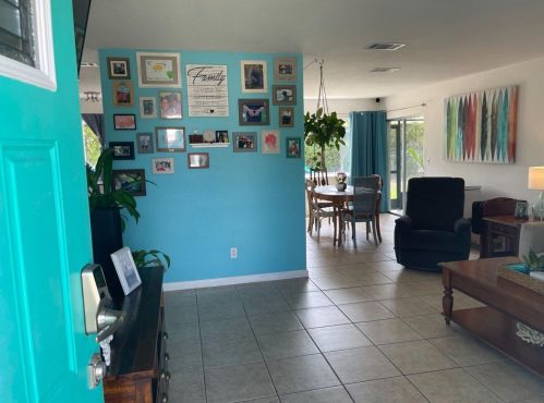 1772 Burgundy Ln, Fort Pierce, FL 34952-5002