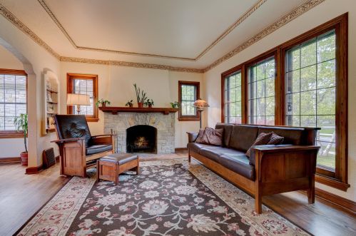 3262 Quincy Ave, Milwaukee, WI 53207-2720