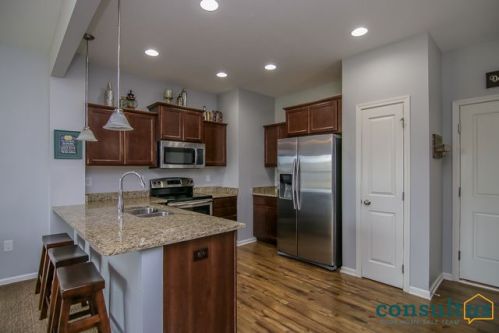 5863 Marble Cir, Camp Dodge, IA 50131-2455