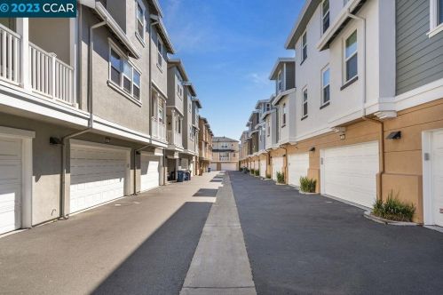 296 1 St, Benicia CA 94510-3553 exterior