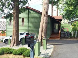 9829 Whitecap Dr, Olympia, WA 98502-9731