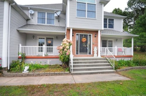 67 Steeplechase Dr, Manchester CT  06040-7066 exterior