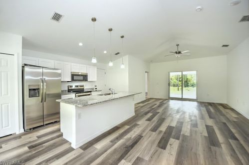 133 Sanborn Dr, Lehigh Acres, FL 33972-1100