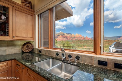 206 Calle Francesca, Sedona AZ 86336-4760 exterior