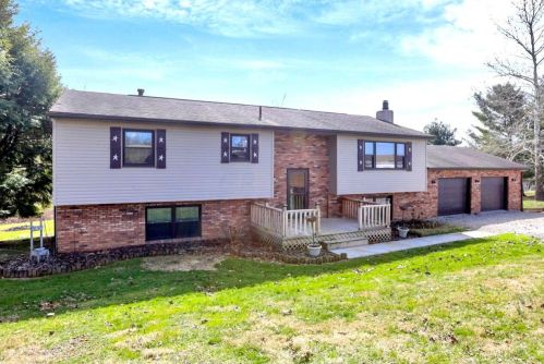 3369 Township Road 418, Somerset, OH 43783-9774