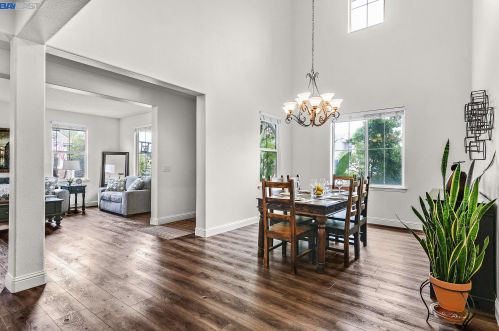 66 Sunchase Ct, Oakley CA  94561-4425 exterior
