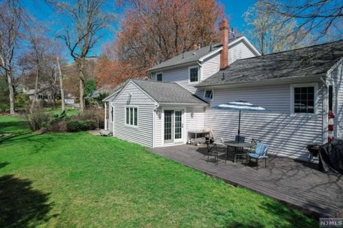 98 Birch St, Closter NJ  07624-1745 exterior