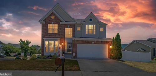 244 Aden Dr, Strasburg, VA 22657-5282