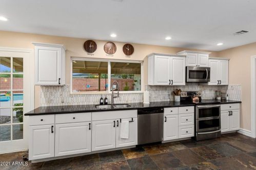 6141 Edgemont Ave, Scottsdale AZ  85257-1050 exterior