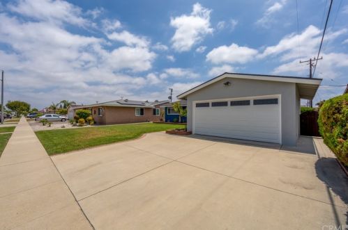 5957 Los Angeles Way, Buena Park, CA 90620-2722