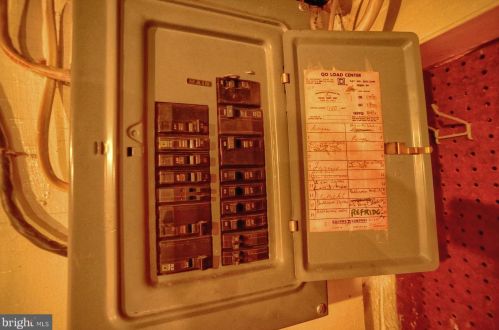 5001 Berkley St, Harrisburg PA 17109-4508 exterior