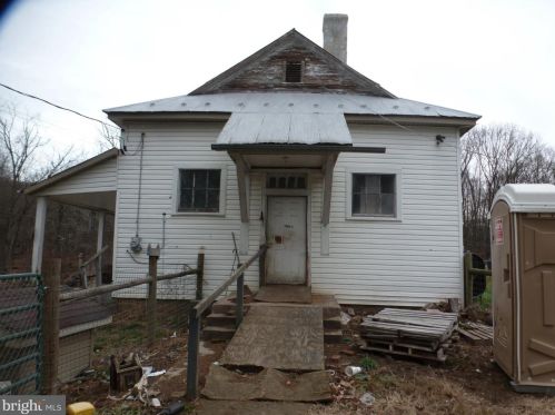 3490 Berry Ridge Rd, Ewaterfrd, PA 17021-7061