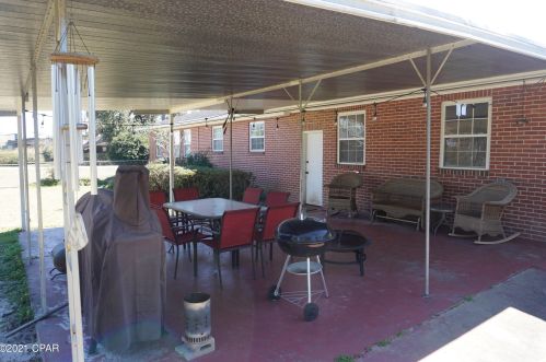 4334 7th Ave, Marianna FL  32446-2037 exterior