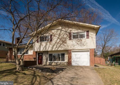 2200 Jamaica Dr, Wilmington, DE 19810-2828