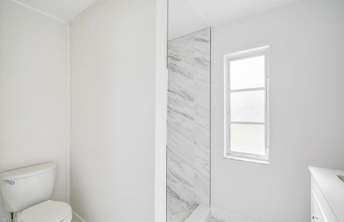 208 43 Ter, Cape Coral FL  33904-8425 exterior