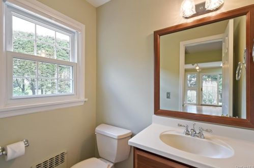 174 Atlantic Ave, Hawthorne NY  10532-1017 exterior