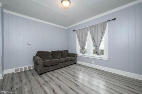 21 Adams St, West Deptford NJ  08066-1234 exterior